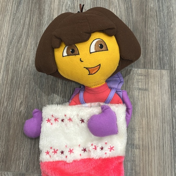 Dora the explorer stocking - Picture 2 of 4